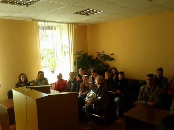 44240885_1416375675160141_5095464730852589568_n