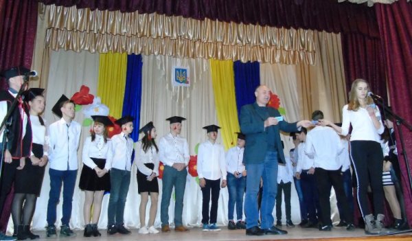 47384053_1449613388503036_3760985926327599104_o