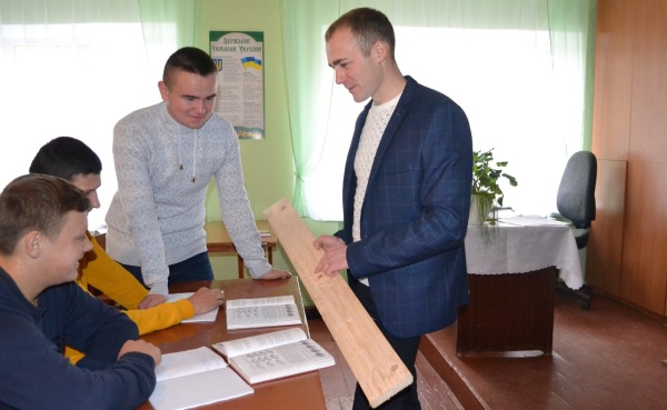 74624147_1716762241788148_1586771471324151808_o