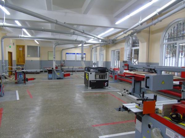 76960492_1741300769334295_4671764648029061120_o