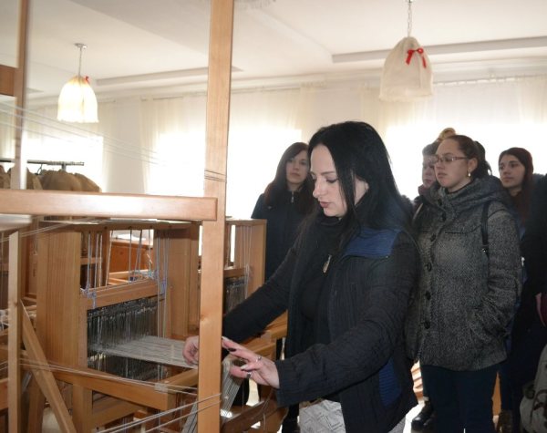 88434862_1837338686397169_561449639740440576_o