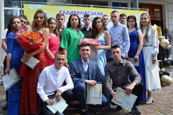 210709770_2284534375010929_6535223461025858102_n