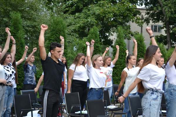 242211508_2347295472068152_3685914606757768318_n