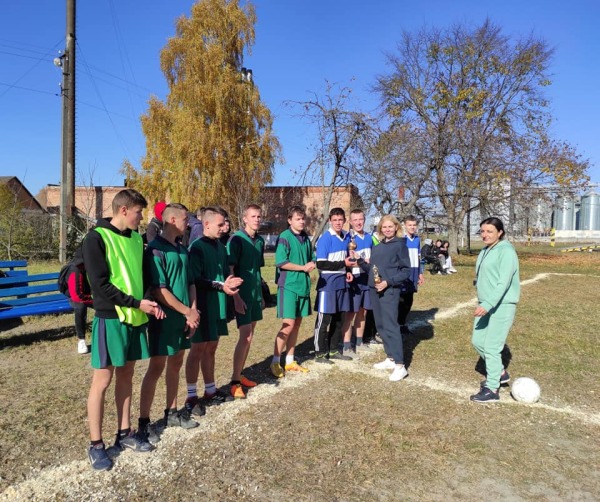 249163570_2378775508920148_6393942542520448105_n