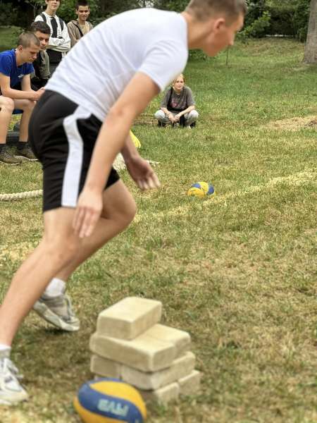 545374024_1270056725136859_6680653758116787174_n